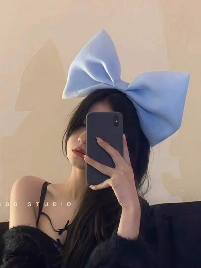 1个中间蝴蝶结纯色法式少女3D发箍，优雅可爱，适合拍照、街头、派对、日常、浪漫、甜美、夸张等场合，采用聚酯纤维（涤纶）制成，女士发箍，女士发饰，头饰