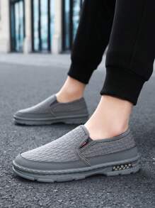 2025 New Men's Old Beijing Cloth Shoes, Slip-On Breathable Casual Sneakers, Fashion Driving Shoes, Non-Slip Kitchen/Work Shoes, Comfortable Shoes