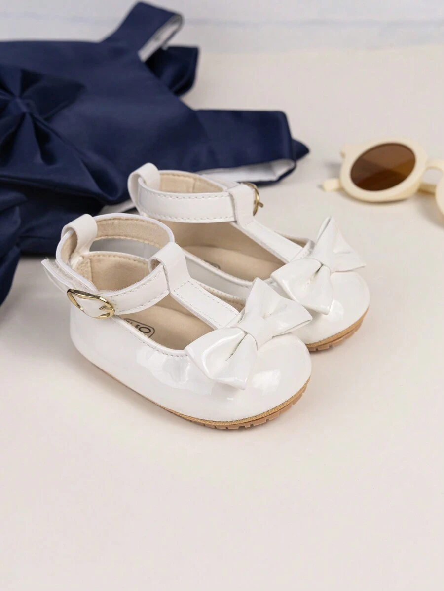 Cute Bowknot Decor Round Toe Flat Infant Princess Shoes For Girls - White - View 1