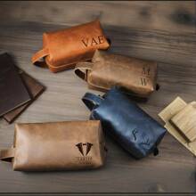 Laser Engraved Leather Travel Kit – Personalized Toiletry Bag Groomsmen, Or Him Gift For Him Travel Bag Men Travel Bag For Him Men's Travel Bag Bestmen Gift Groomsmen Gift Men Toiletry Bag Toiletry Bag For Him Gift For Bestmen Gift For Groomsmen Men's Leather Bag Dopp Kit Dopp Kit For Him, School Supplies, Back To School, For Office, For School, For Boys And Girls, For Teenagers, Middle School Students, High School Senior High School Students, College Students, University Students, Freshman, Sophomore, Underclassmen, Family, Friends, Girlfriend, Boyfriend