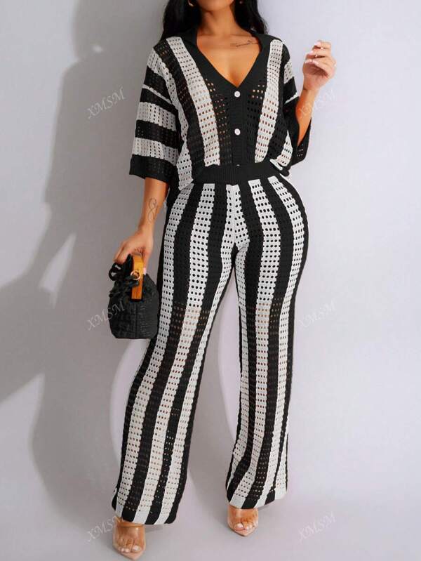 Ensemble femme avec Top tricoté à rayures et à boutonnage simple avec découpes et pantalon large