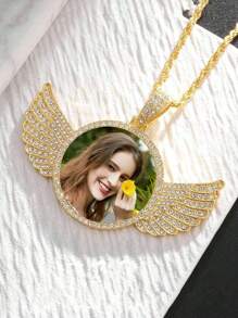 1 件定制照片天使翅膀吊坠项链，个性化情侣相框吊坠，适用于感恩节母亲节礼物、周年纪念日、生日、日常佩戴、舞会、父亲节、情人节、毕业典礼、婚礼，送给亲戚、朋友、家人的最佳礼物