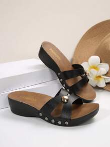 2025 Damen Keilsandalen mit dicker Sohle, Luftloch für Outdoor Tragen rutschfeste vielseitige Sommer Pantoffeln