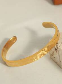 1pc Minimalist Textured 18K Gold-Plated Stainless Steel Bangle, Suitable For Daily Wear