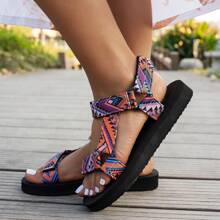 2025 Summer Flat Women's Shoes Rope Set Foot Beach Sandals Outdoor All-Match Casual Slippers Large Size Women Sandals