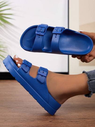 Sandálias femininas novas 2025, versáteis para uso ao ar livre, deslocamento e uso interno, chinelos de EVA de alta elasticidade, inodoros, antiderrapantes e duráveis com fivela, macios, confortáveis e respiráveis que absorvem impactos