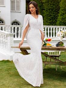 MIUSOL 深 V 领全花蕾丝美人鱼下摆白色婚礼礼服，新娘