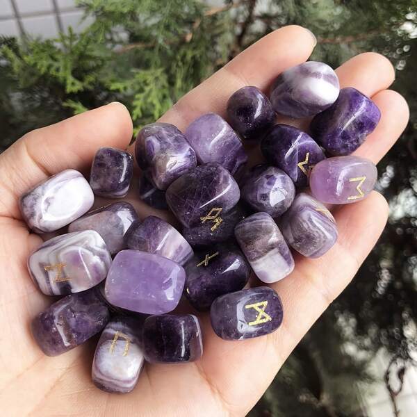 Natural Amethyst Futhark Viking Rune Stone Set, Engraved Letter Norse Witchcraft Healing Crystal Reiki Gemstones Irregular Shaped, 25Pcs