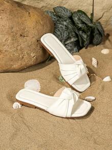 1 Pair Fashionable Flat-Woven Flat Slide Sandals For Girls