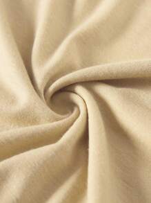 3 件套年轻女孩休闲装，包括圆领短袖上衣 + 纯色松紧腰短裤，透气、柔软舒适的户外儿童服装，适合春夏季