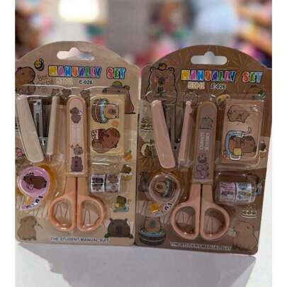Kit tesoura de capivara + grampeador +whashi tape