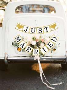 1pc-Wedding Banner Decoration Just Married Paper Wedding Wreath Supplies Proposal Engagement Sign Outdoor Party Bride Room Photo Decoration, Gold Glitter Just Married Sign Wreath Used For Bridal Tea Party Decoration, Photo Props And Car Decoration