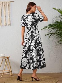 Elegant Women's Long Dress, Deep V Neck Dress, Cloth Belt Dress, Vintage Printed Dress, Lantern Sleeve Dress For Spring And Summer - 黑色 - 查看 2
