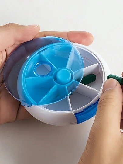 1个便携式药盒，旅行必备，防潮药盒，可重复使用，男女通用，每日用药计划口袋，可存放维生素、药品和补充剂，居家旅行必备，户外办公返校必备，药袋，药盒，医院包，急救包，药品收纳袋，药品储存袋，邮轮必备，度假必备。