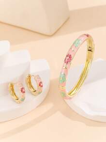 1 Set modischer, neuer, goldfarbener, blumenmusterbedruckter Cloisonné-Armreif und Ohrringe-Schmuck, für Mädchen und Frauen