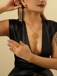 5pcs/Set Fashion Gold Plated Jewelry Set, Round Flower Cutout Yellow Gold Necklace Bracelet Earrings Ring, Suitable For Women's Holiday Wear, Wedding Jewelry