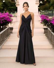 Long Party Dress With Lined Cups, Elasticity, Straps In Shiny Rhinestones, Cut-Out, Front Slit, Fluid Mesh, Fluid And Elegant Fit, One Size Fits 36 To 42 - Hitam - View 2