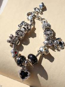 1 Stück einstellbares Armband im dunklen Stil mit Herz- und Totenkopf-Charms