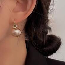 1 Pair Pretty Faux Pearl Pendant Hoop Earrings Zinc Alloy Jewelry Vintage Elegant Style For Women Daily Casual