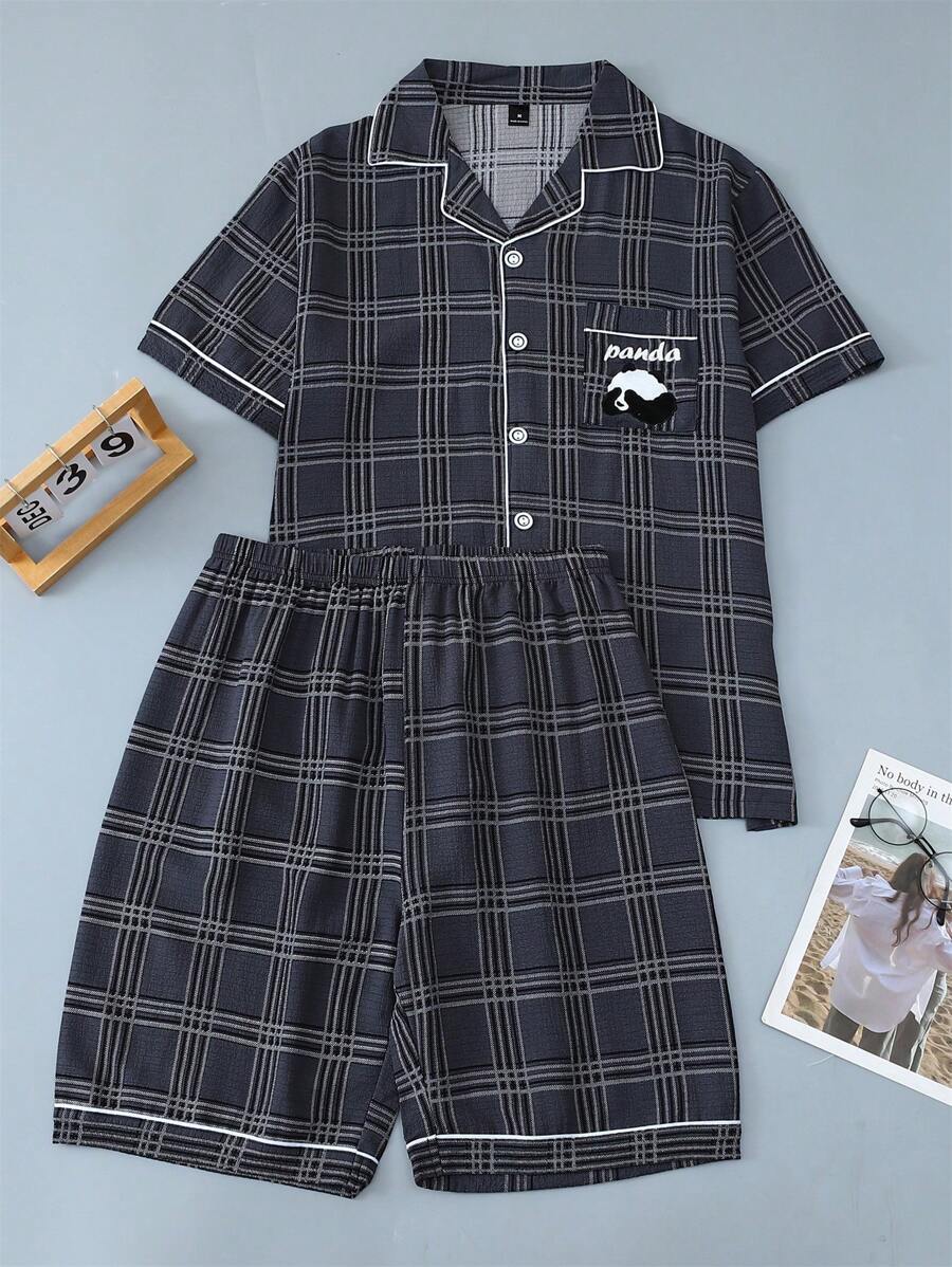 2 件套男士休闲舒适春夏睡衣套装，格子熊猫刺绣高领短袖衬衫和短裤，适合居家使用