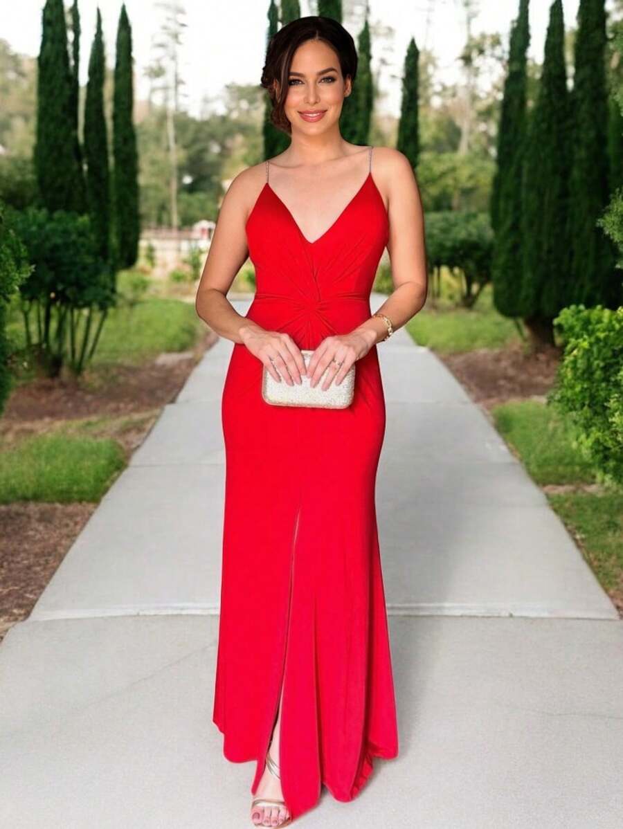 Vestido longo de festa com bojo forrado elasticidade alças em strass reluzente corteregara fenda frontal malha fluite caimento fluido e elegante tamanho unico veste 36 ao 42 - Vermelho - Visão 1