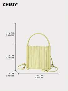 CHISIY Bolso cuadrado pequeño con cierre magnético, correa ajustable, bolso de hombro y bandolera, hecho a mano con pliegues en estilo europeo y estadounidense de piel sintética amarilla. Un regalo de moda simple para mujer, adecuado para la oficina, el trabajo, las vacaciones de verano y el uso diario.