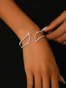 1 Stück modischer Armreif mit Strass, elastisches Braut-Armband, Charm Armband, geeignet für die Braut