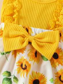 Mono de retazos para bebé niña, con estampado de flores, encaje, sin mangas, cuello redondo, lazo frontal y diadema - Amarillo - Ver 6