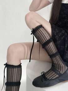 1 Par de Meias de Bezerro com Acabamento de Renda de 3 Camadas e Laço de Fita de Estilo Lolita para Mulheres