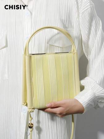 CHISIY 原创手工褶皱黄色欧美风格仿皮小方包，磁扣，可调节肩带，单肩手提包和斜挎包，简约时尚女性礼物，适合办公室、通勤、暑假、日常使用
