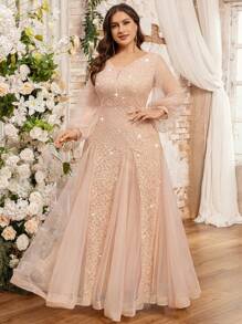 Đầm dạ hội cỡ lớn cổ chữ V sâu, đính sequin, ren hoa phối lưới tương phản, dáng đuôi cá xếp tầng, thanh lịch, thích hợp cho các dịp trang trọng như dạ hội, dự đám cưới, lễ tốt nghiệp, tiệc sinh nhật. - Rượu sâm banh - Xem 7