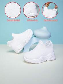 New Kids Casual Lightweight Breathable Mesh Slip-On Outdoor Sports Shoes, Soft Sole, Anti-Skid, Suitable For All Seasons