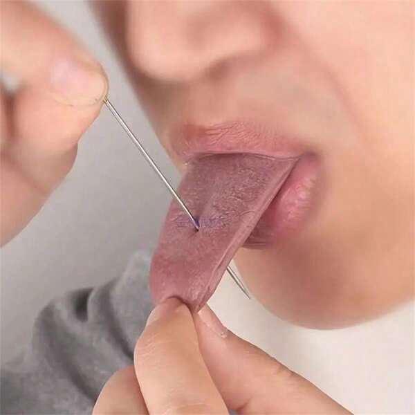 1 pieza Lengua falsa, lengua realista, piercing de lengua de acero, conjunto de accesorios de magia de escenario de primer plano, adecuado para disfraz de Halloween