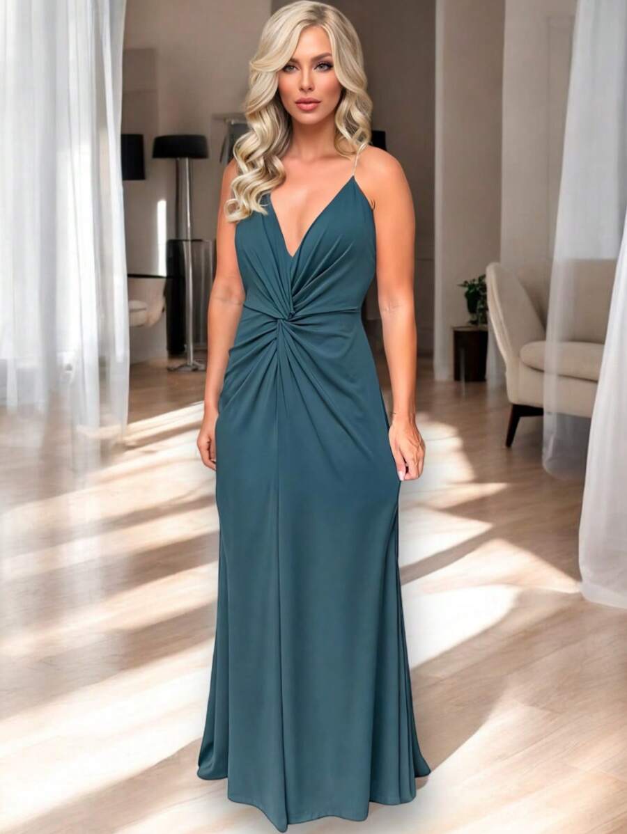 Long Party Dress With Lined Cups, Elasticity, Straps In Shiny Rhinestones, Cut-Out, Front Slit, Fluid Mesh, Fluid And Elegant Fit, One Size Fits 36 To 42 - Emerald Green - View 1