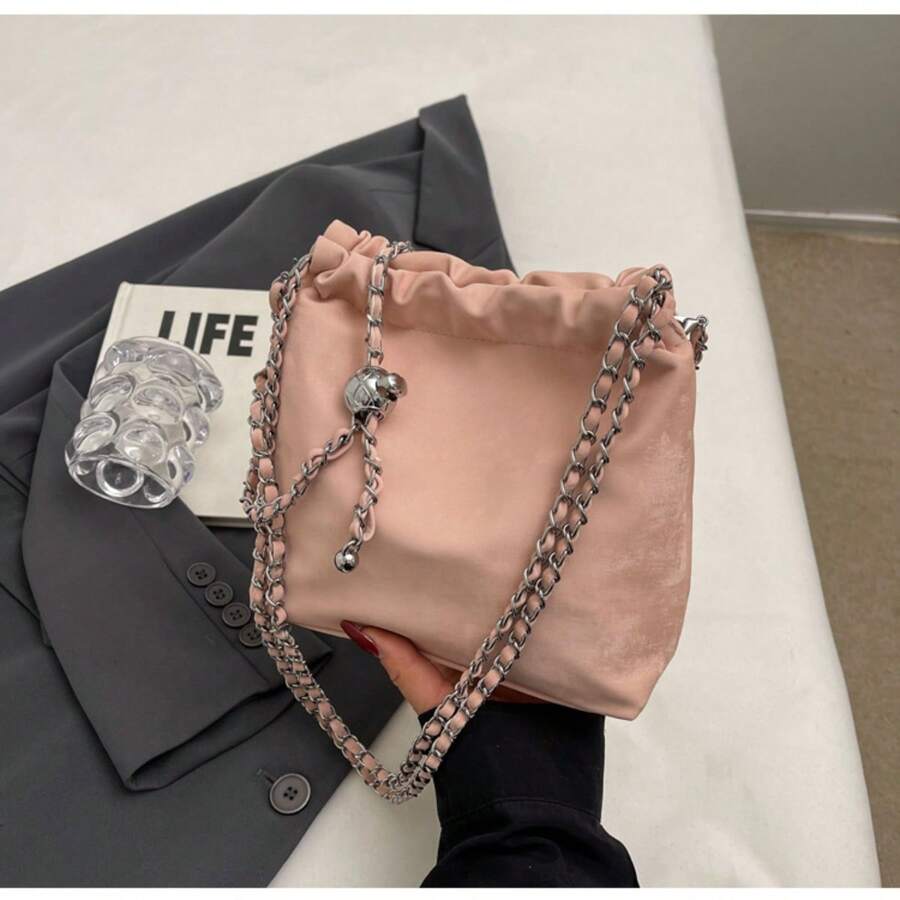2025 New Bag Women's Niche Light Luxury Pleated Cloud Bag Chain Messenger Bag Fashionable Versatile Shoulder Bucket Bag - Pink - View 1