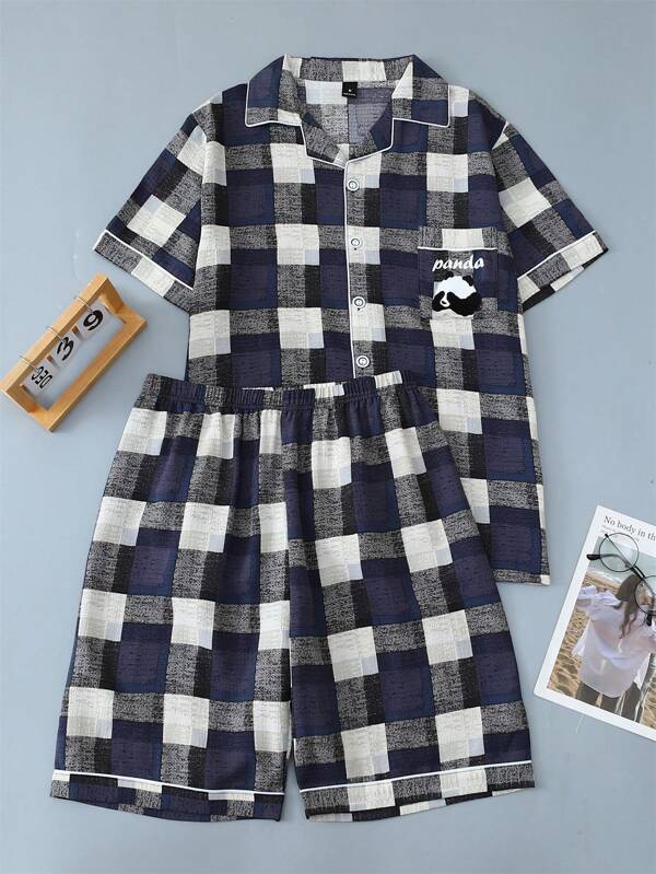 Conjunto de pijama casual confortável masculino 2 peças para primavera/verão, xadrez azul e branco com bordado de panda, blusa de manga curta com botões e gola e shorts