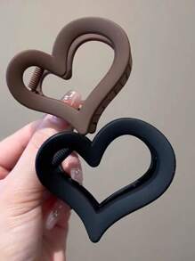 2/4 Pieces Of Heart-Shaped Hair Clips For Women's New Style, With Hair Clips At The Back Of The Head. High Quality And High-End Korean Style Hair Claw Accessories For Women