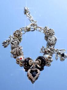 1 Stück einstellbares Armband im dunklen Stil mit Herz- und Totenkopf-Charms