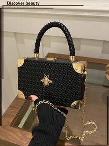 1 件新款压纹压花编织黑色手提包，时尚金属角硬壳盒形包，百搭链条单肩斜挎包，适合女士携带手机和日常使用