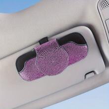 Un support de lunettes de voiture en PU avec strass, étui à lunettes de soleil , accessoires d'intérieur pour véhicules General Motors