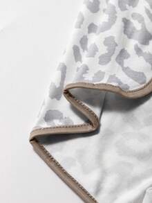 Acelitt 白色豹纹松紧腰系带撞色边饰休闲短裤 - 白色 - 查看 7
