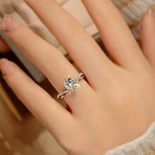 1 克拉经典公主方形合成锆石可调节结婚订婚戒指，闪亮锆石新娘首饰，时尚优雅女士开口戒指 - 彩色 - 查看 4