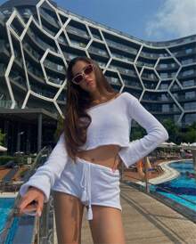 Women 2 Piece Knitted Outfits Set Stripe Printed Off Shoulder Long Sleeve Crop Top Sweater Drawstring Shorts Lounge Sets Beachwear Cover Ups - 白色 - 查看 3