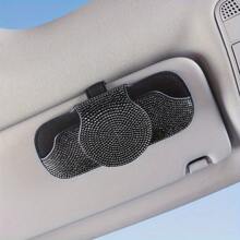Un support de lunettes de voiture en PU avec strass, étui à lunettes de soleil , accessoires d'intérieur pour véhicules General Motors