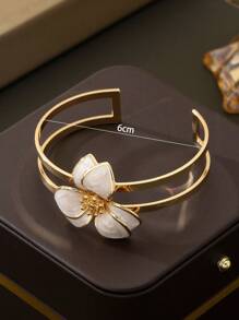 1pc Sweet & Lovely Floral Decor Casual Style Bangle Bracelet, Without Gift Box - White - View 5