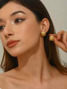 VceTd 1 Pair Minimalist Geometric Asymmetrical Square Stainless Steel Stud Earrings, Suitable For Women's Daily And Office Wear - Yellow Gold - View 3