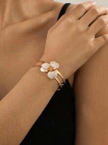 1pc Sweet & Lovely Floral Decor Casual Style Bangle Bracelet, Without Gift Box - White - View 1