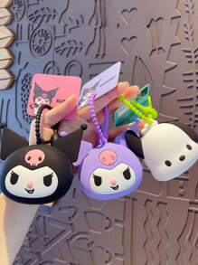 Sanrio 1/2 pezzi Accessori per borsa da viaggio a forma di personaggio Ciao Kitty Kawaii in silicone, per Kuromi My Melody Cinnamoroll Pompom Purin e Pochacco - Design durevole, resistente all'acqua e facile da pulire
