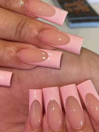 淡粉色按压指甲（中长款）、方形胶水指甲（中长款）、凝胶美甲指甲、固体丙烯酸指甲按压、女士和女孩日常佩戴的假指甲套装、24 件美甲用品