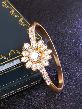 1 件时尚奢华花卉锆石开口袖口手链，适合女士，是送给长辈的惊喜礼物，表达节日的美好祝愿